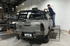 Rack de Ca&ccedil;amba INOX - Modelo M&eacute;dio/Alto - Hilux (2005 - 2025)
