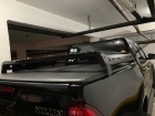 Rack de Caçamba INOX - Modelo Baixo - Hilux (2005 - 2025)